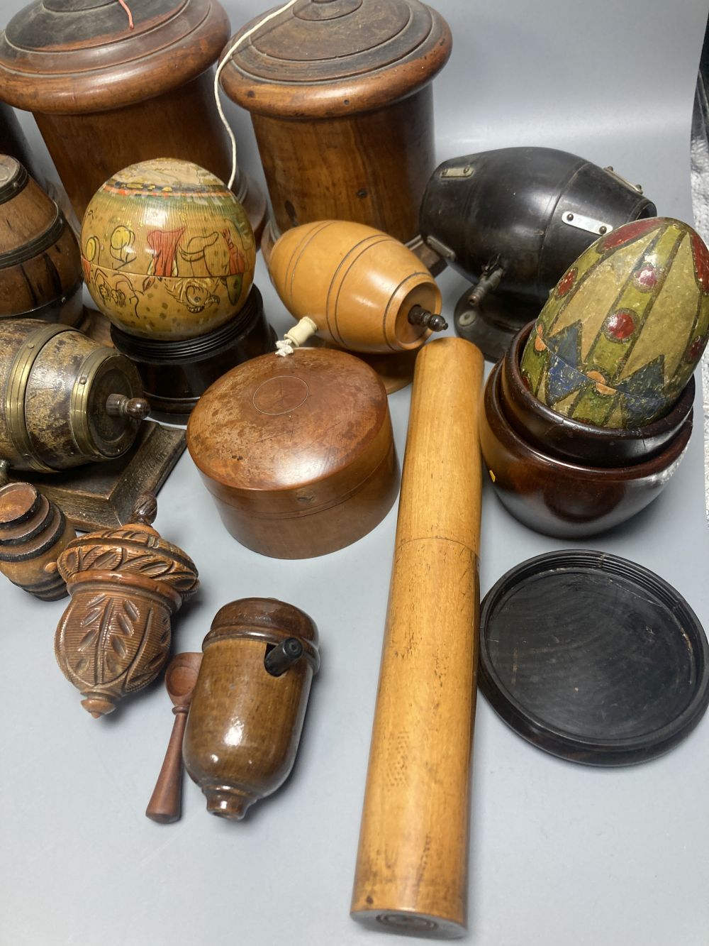Five lignum vitae string dispensers, other treen ornaments, a parquetry box etc.